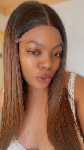 Customer photo review of Vietnamese SDD Bone Straight 5x5 18 inch Ombre Choc Brown Wig