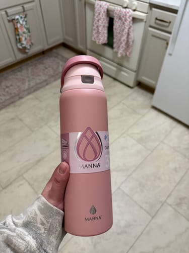 Customer photo review of 32 oz Hydra Bottle