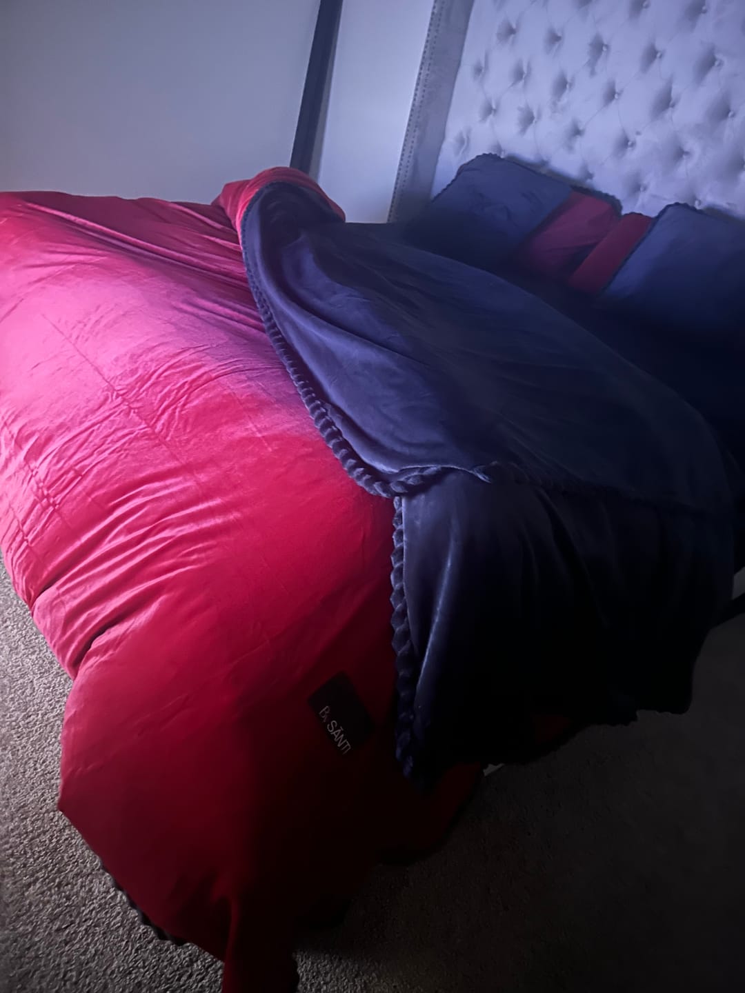 Customer photo review of Amorgos Fine Velvet Bedding Set