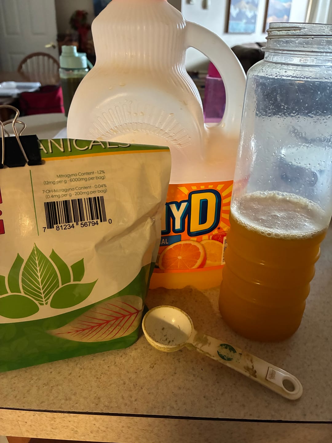 Customer photo review of 1 Kilo Experience Kratom Powder Bundle