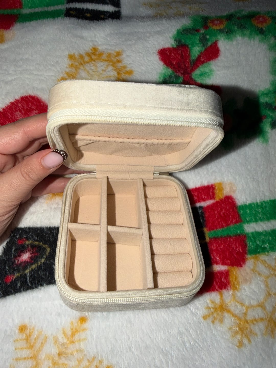 Customer photo review of JOYERO GRATIS