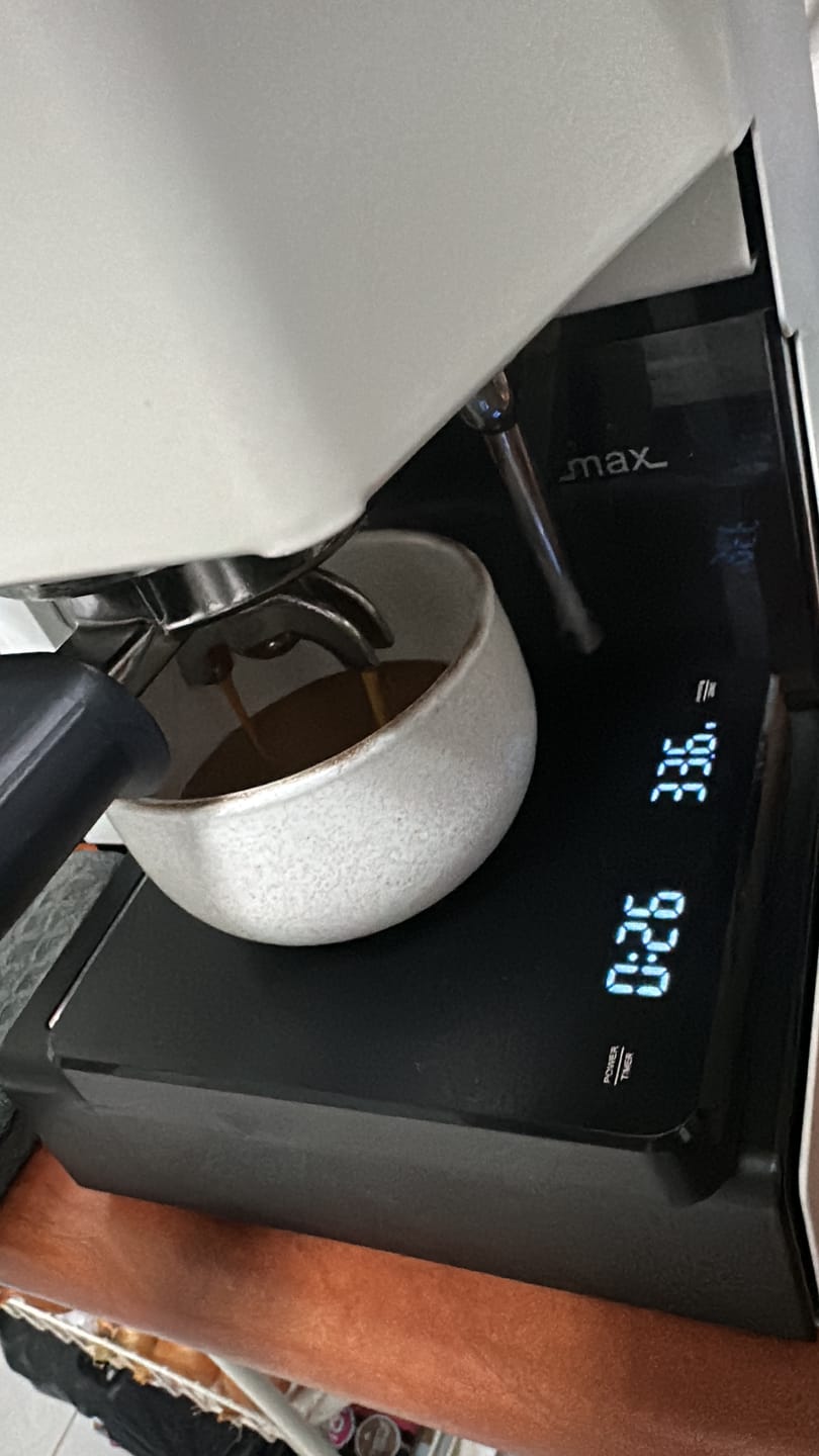 Customer photo review of ספל מאצ'ה וקפוצ׳ינו 220 מ"ל | קרמיקה פורטוגלית בעיצוב טבעי
