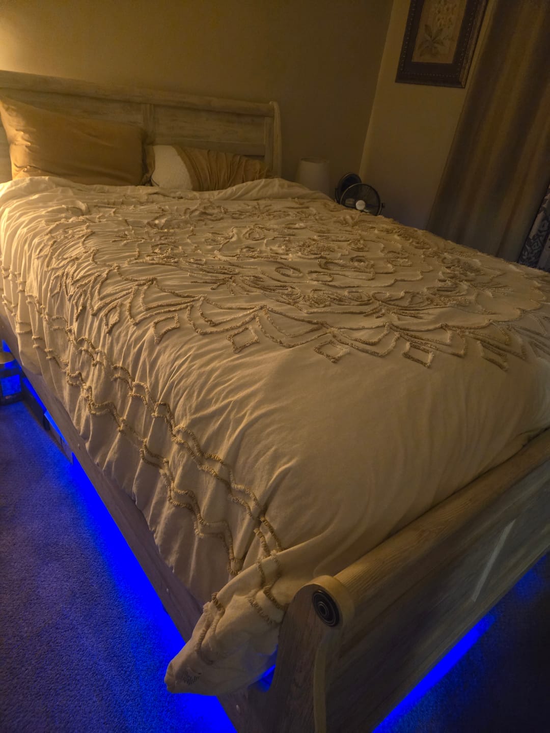 Customer photo review of Muscle Mat Luxury Mattress Topper - 4 Inches Thick