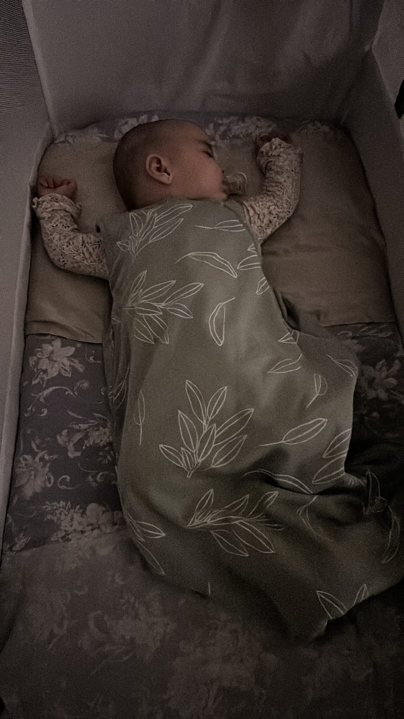 Customer photo review of 4 Season® Classic Baby Sleeping Bag, Merino Wool & Organic Cotton, Sage