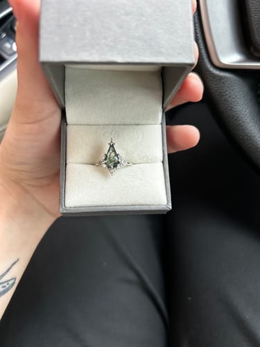 Customer photo review of Clementine (Moss Agate)