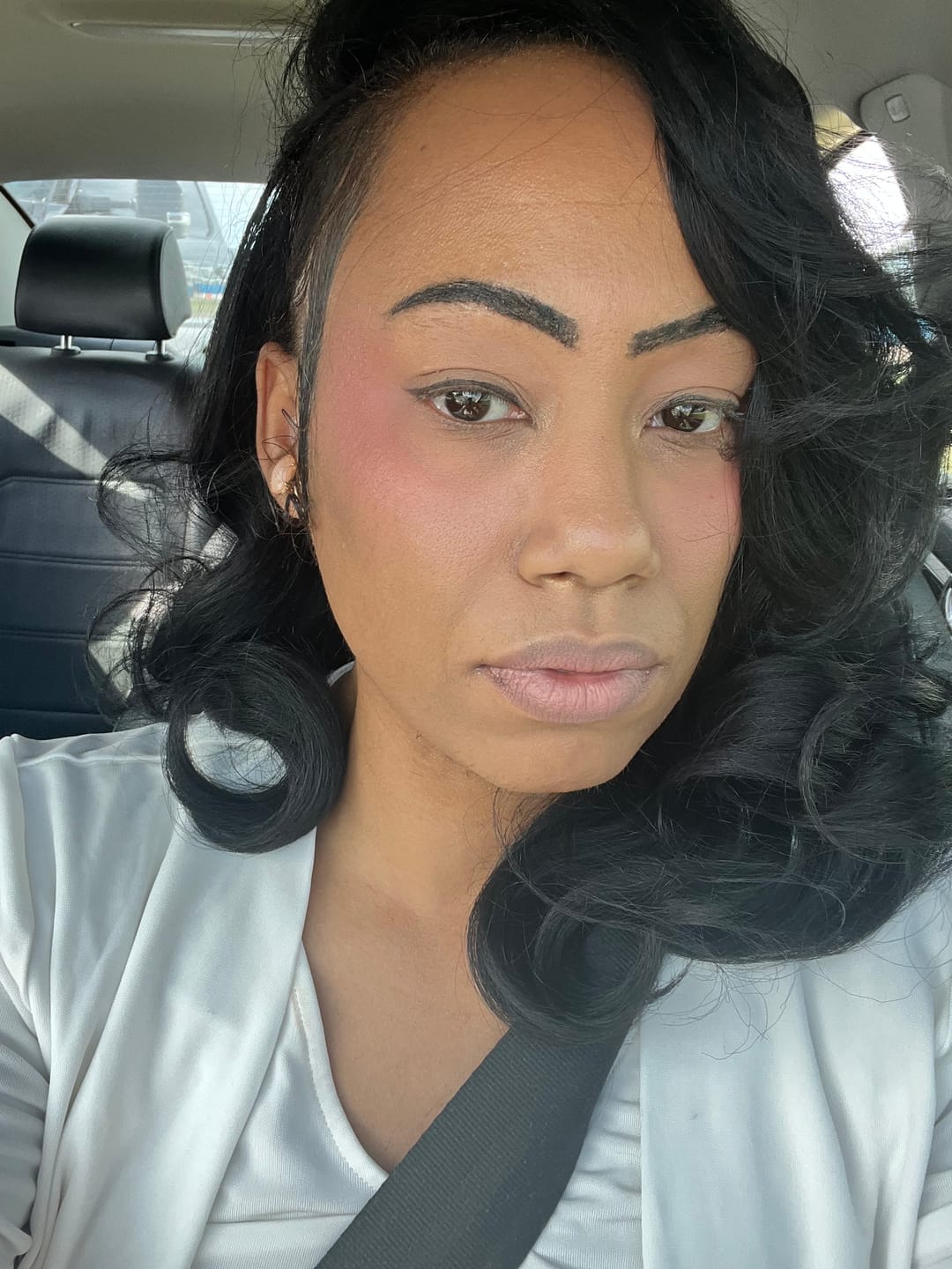 Customer photo review of Outre Quick Weave Half Wig - MAHIKA