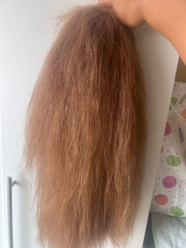 Customer photo review of Strawberry Blonde Vietnamese SDD Bone Straight Closures