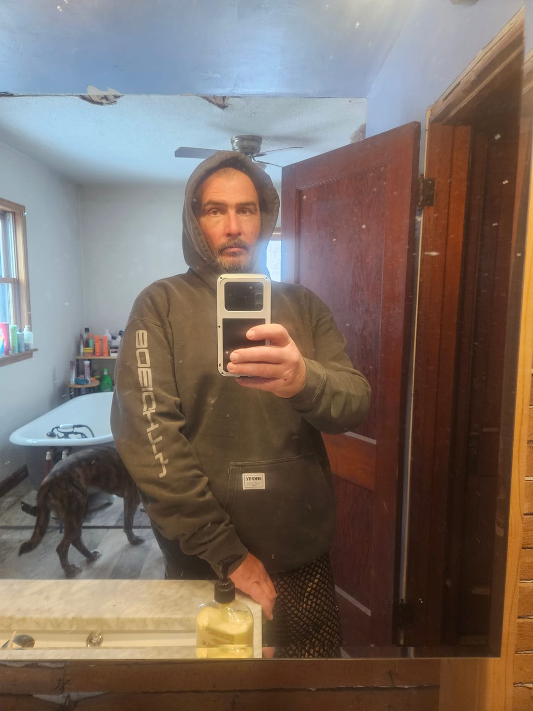 Customer photo review of 80Eighty® HQ PDHoodie