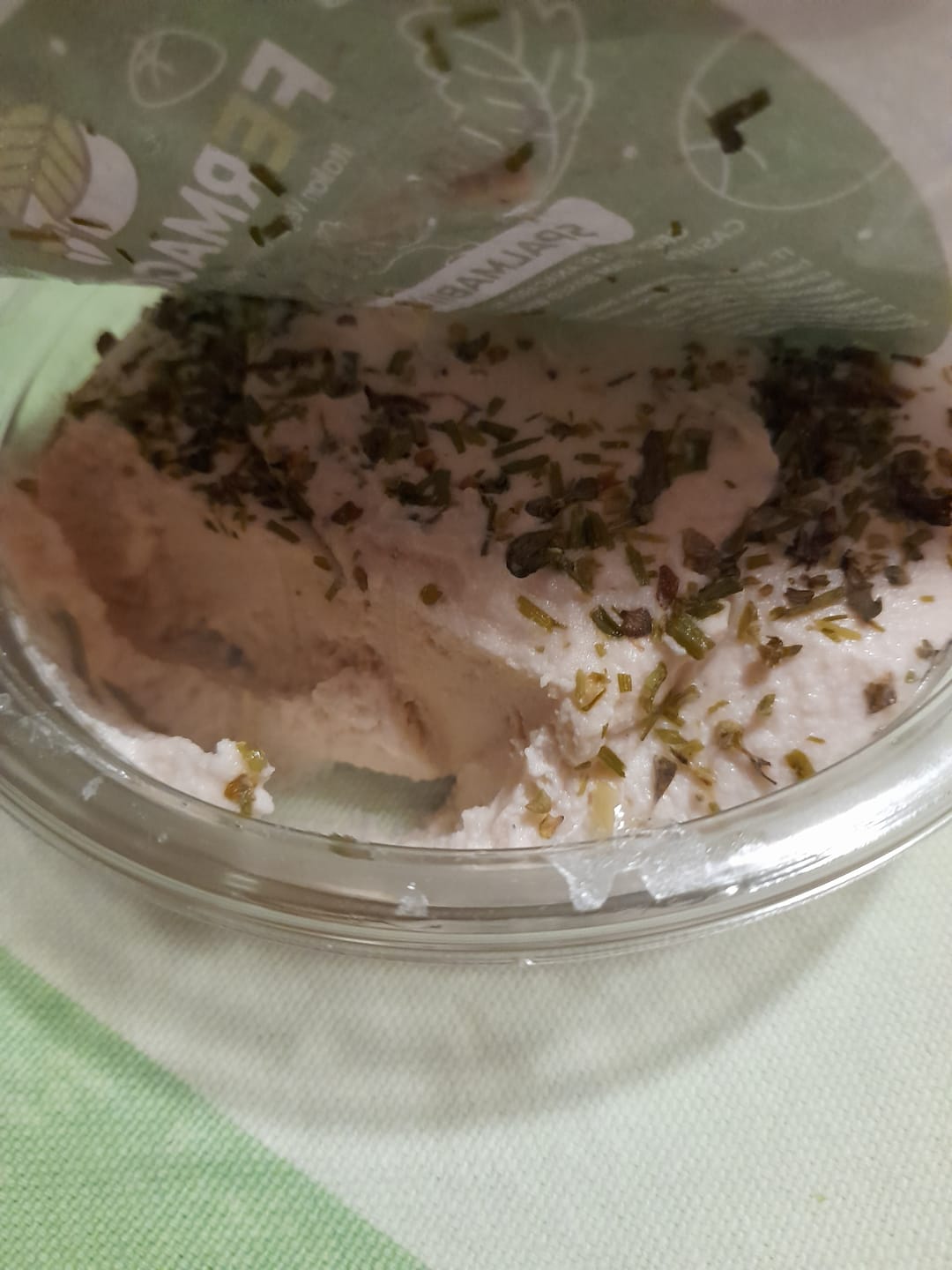Customer photo review of Cremoso di anacardi all'Erba Cipollina e Maggiorana Bio 180g