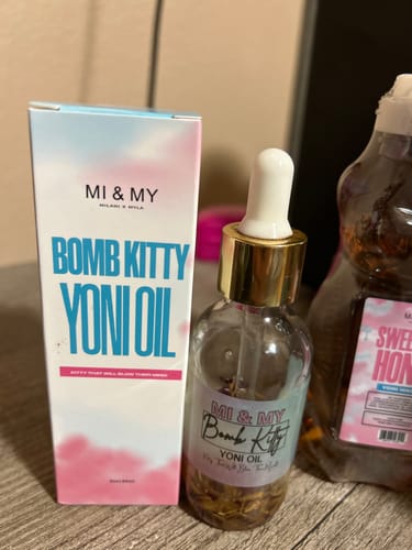 Customer photo review of Bomb Kitty Yoni Oil
