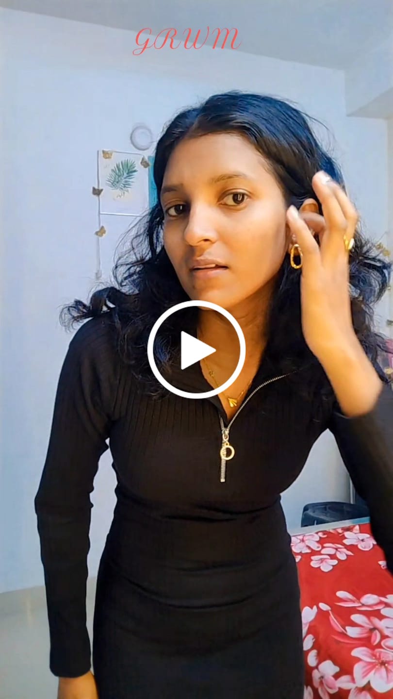 Customer video review of Abstract Oval Earrings