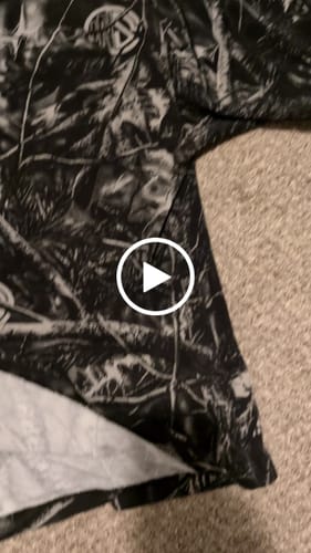 Customer video review of Blackout Camo Lighweight Tee
