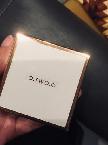 Customer photo review of O.TWO.O SILKY GLOW POWDER BLUSH