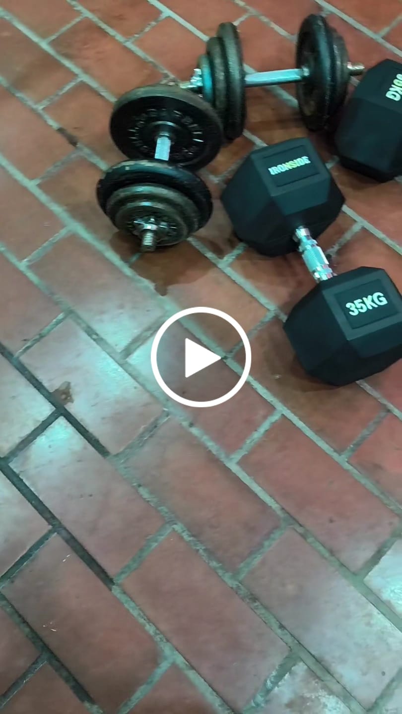 Customer video review of Mancuerna Hexagonal (2.5 a 50 kg) IRONSIDE