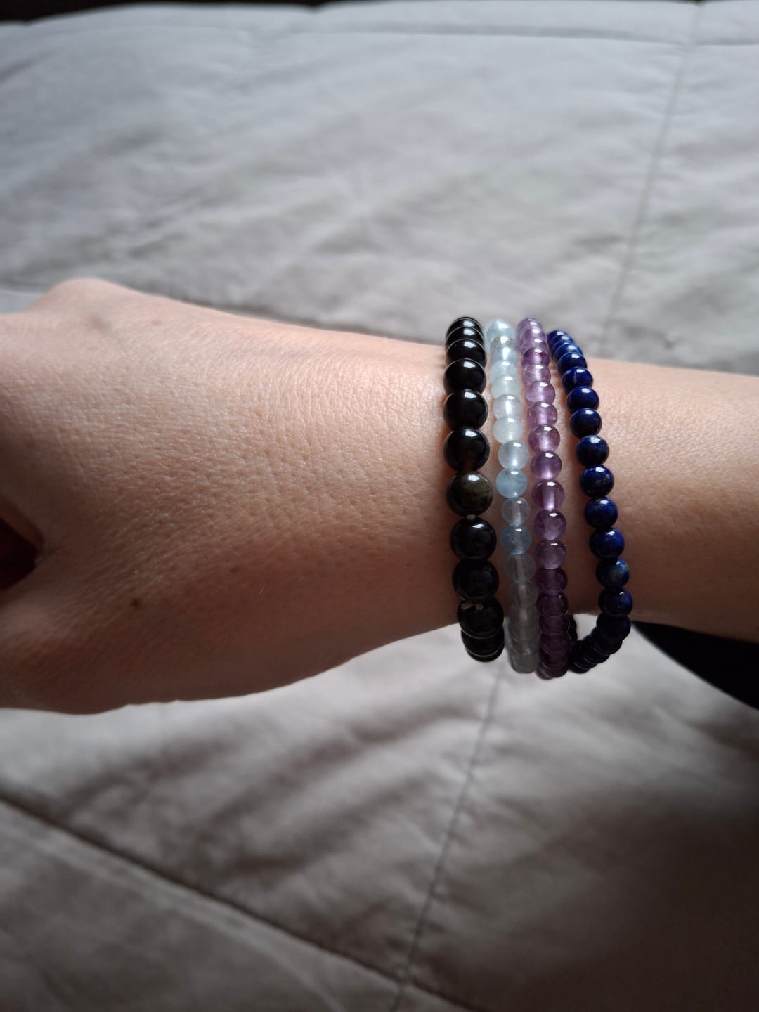 Customer photo review of Bracelet Fin en Pierres Naturelles de 4mm