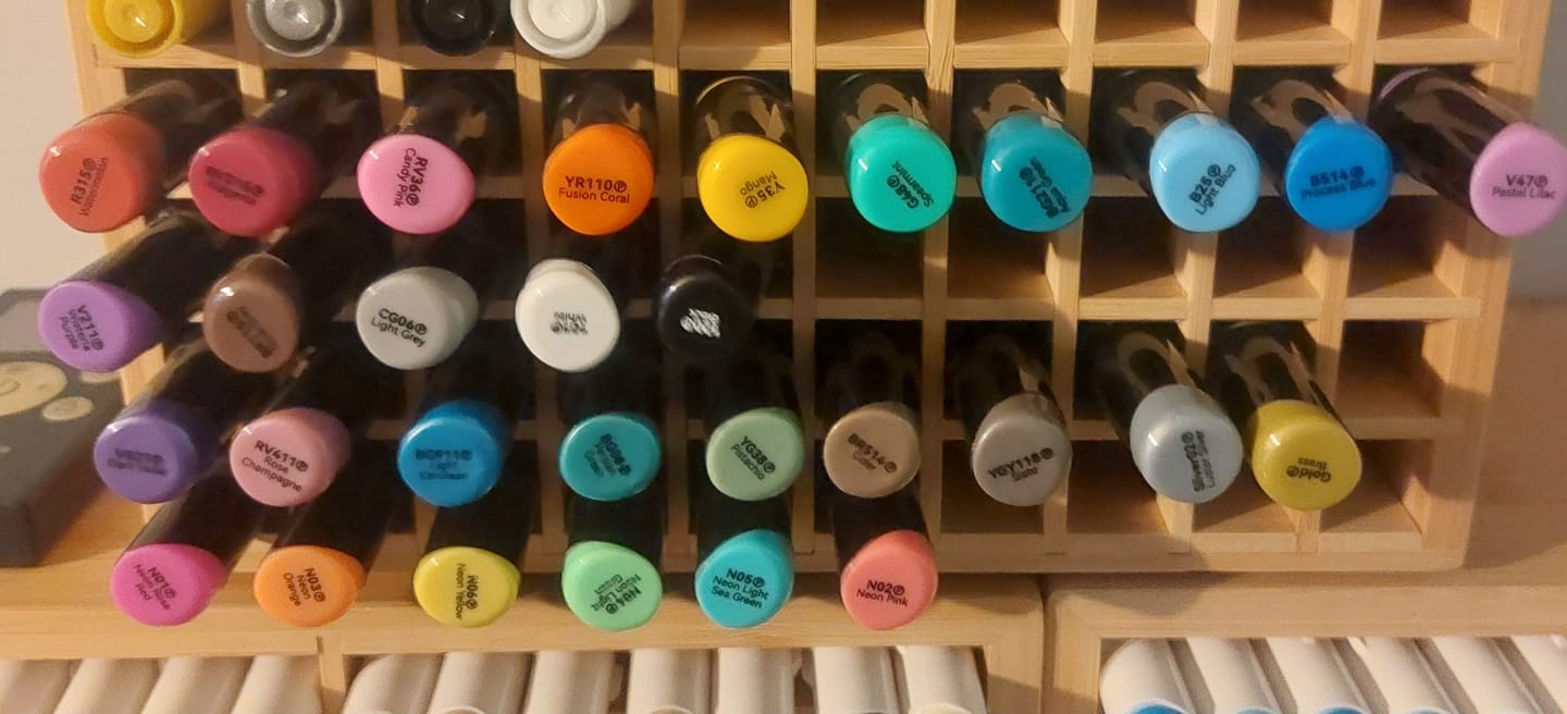 Customer photo review of Ohuhu Dual Nib Waterproof Acrylic Pen 30 / 60 / 90 Colors - Kakaako