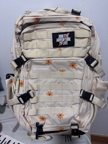 Customer photo review of Mochila Táctica V1 45L All in Margarita