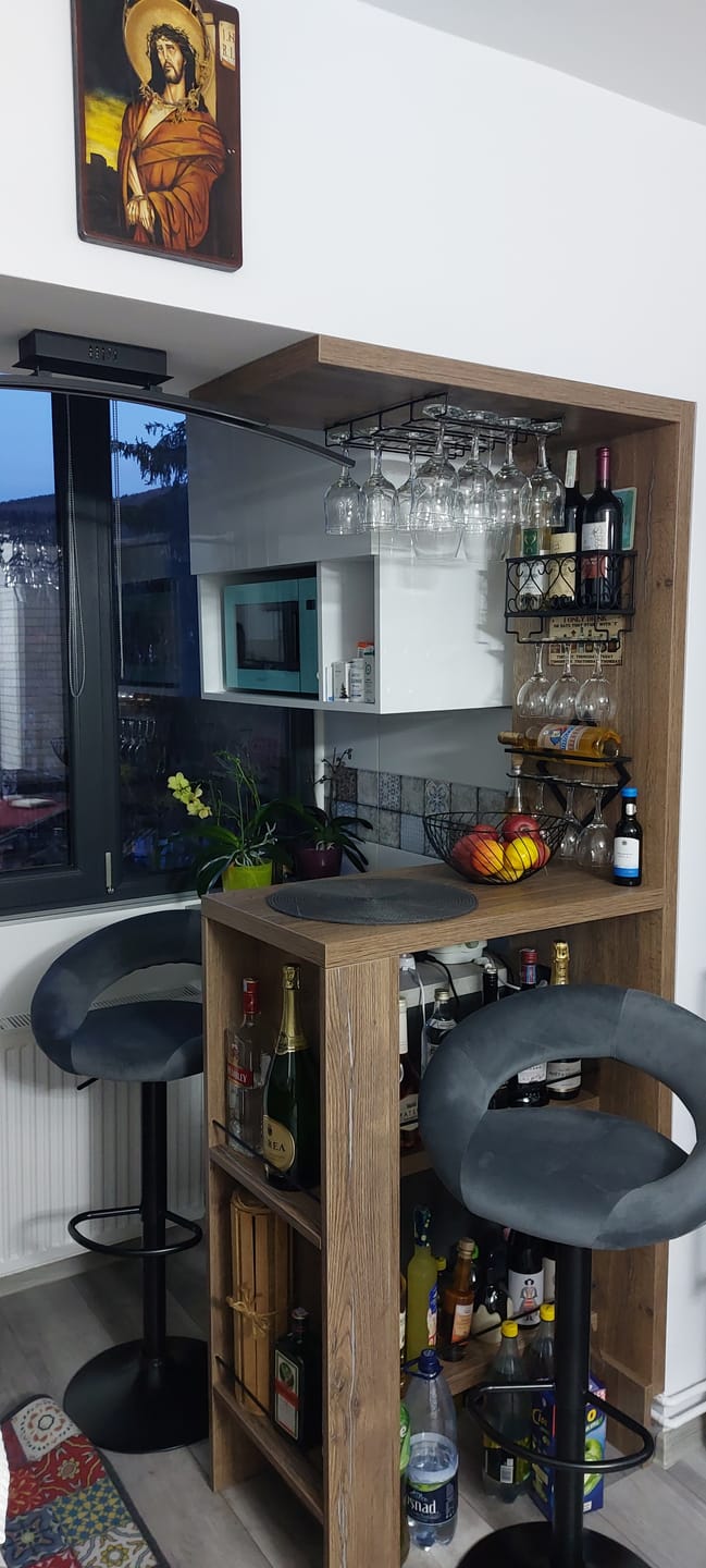 Customer photo review of Scaun bar H102, gri - Bluvel14/negru, stofa catifelata/otel, 53x48x78/100 cm