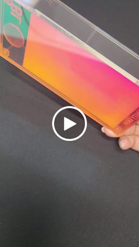 Customer video review of Pallet Iridescent