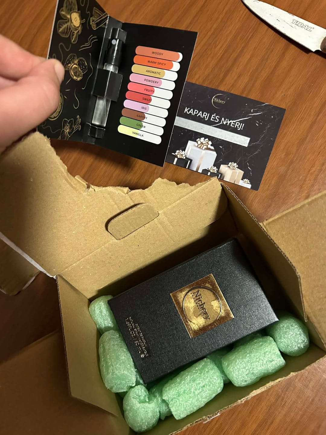 Customer photo review of Nichery Carpe Diem Extrait de Parfum - Férfi 50ml