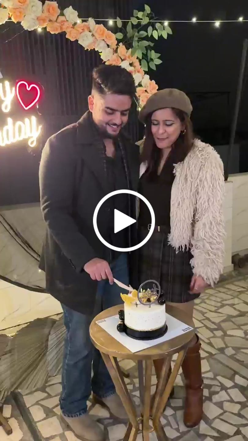 Customer video review of Black  Gold Floral Cake