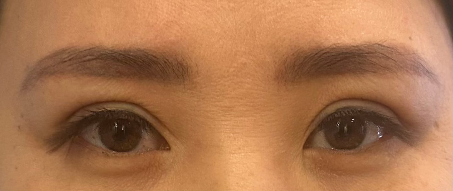 Customer photo review of BROWCOCA!NE - Augenbrauenserum