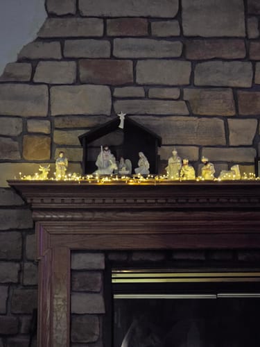 Customer photo review of Belleek Living 15 Piece Nativity Set