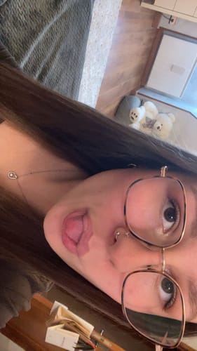 Customer photo review of Piercing Louise