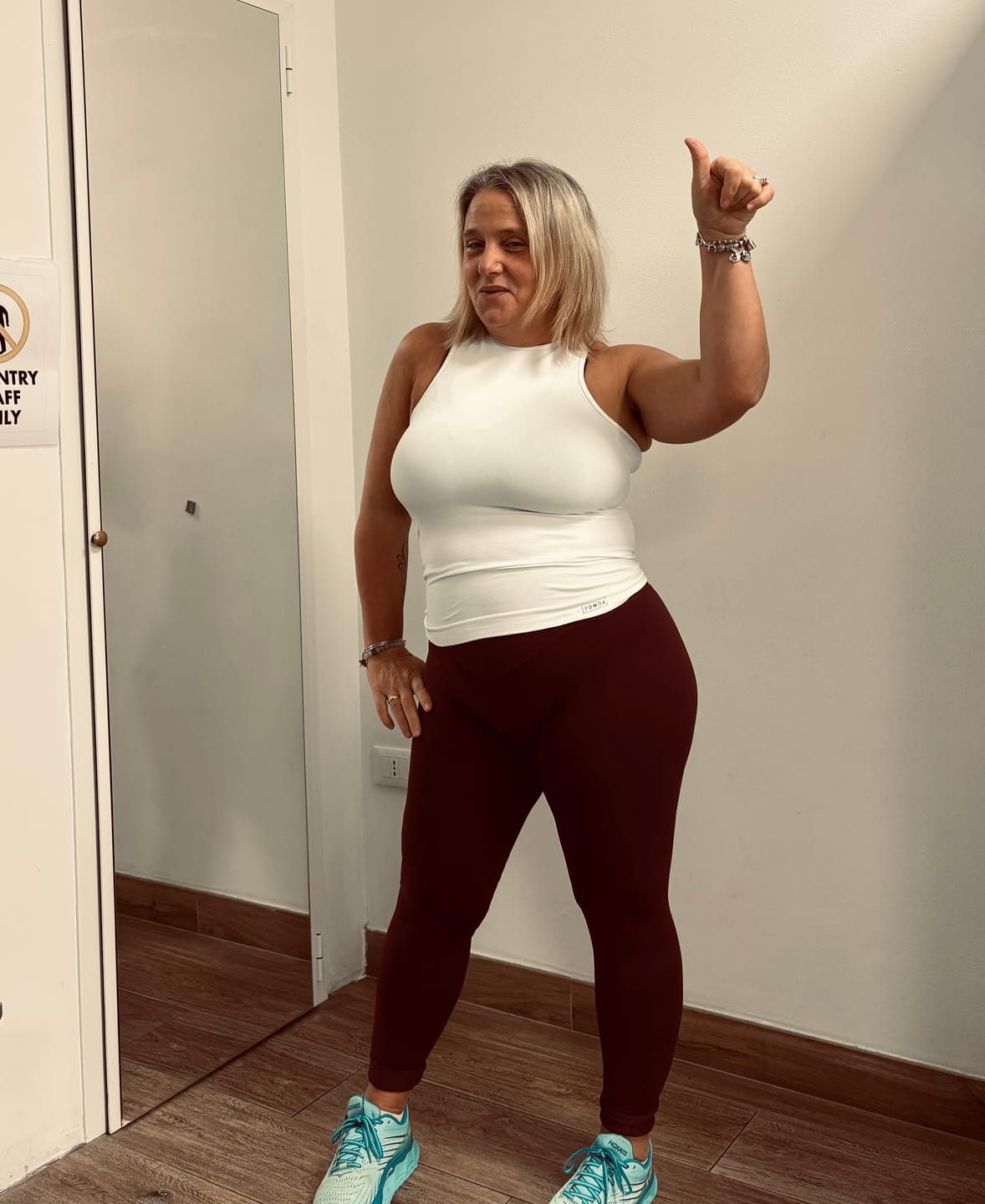 Customer photo review of Leggings Push up Gym Fashion Merlot
