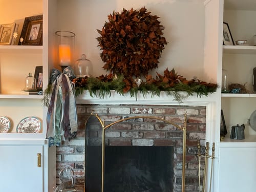 Customer photo review of LUXE Snow Château Wreath Ribbon