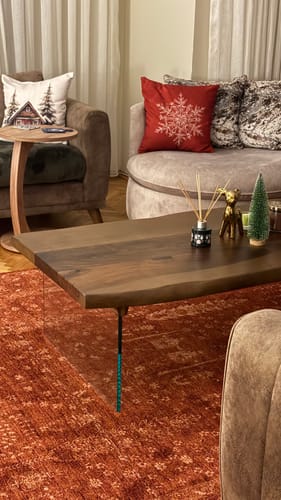 Customer photo review of Modern Orta Sehpa – Cam Ayaklı Masif Ceviz Sehpa
