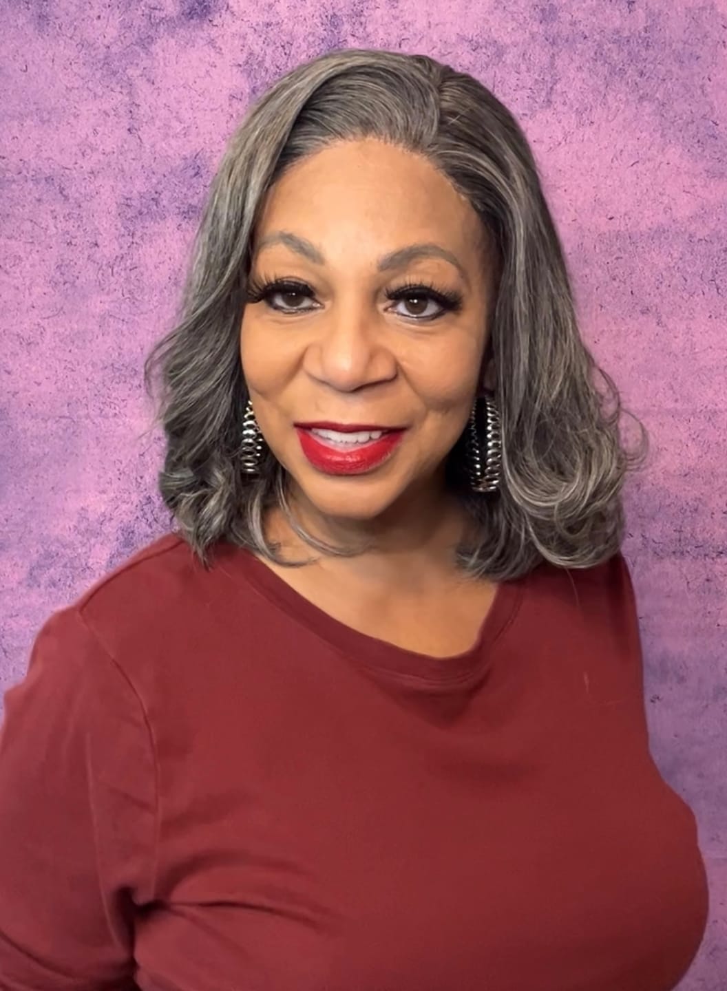 Customer photo review of Luvwin Dark Gray Color Salt & Pepper Custom Wavy Hair 5x5 Pre-cut Lace Bob Wig For Seniors