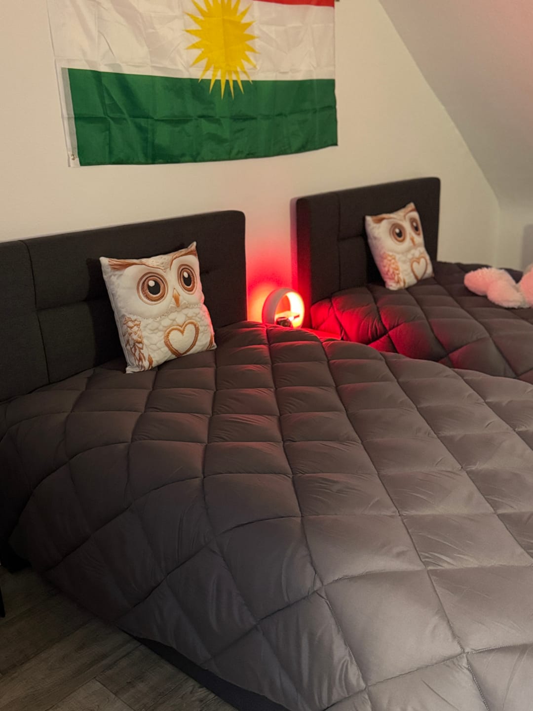 Customer photo review of Dekbed Zonder Overtrek Mat Satijn Taupe / Antra (220cm lang)