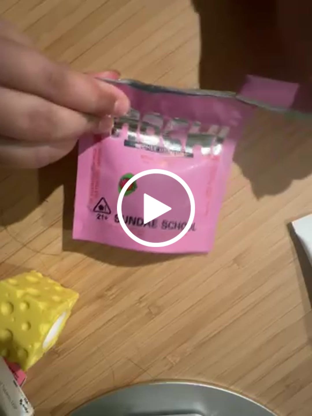 Customer video review of Lychee Dragon (10mg) Mini