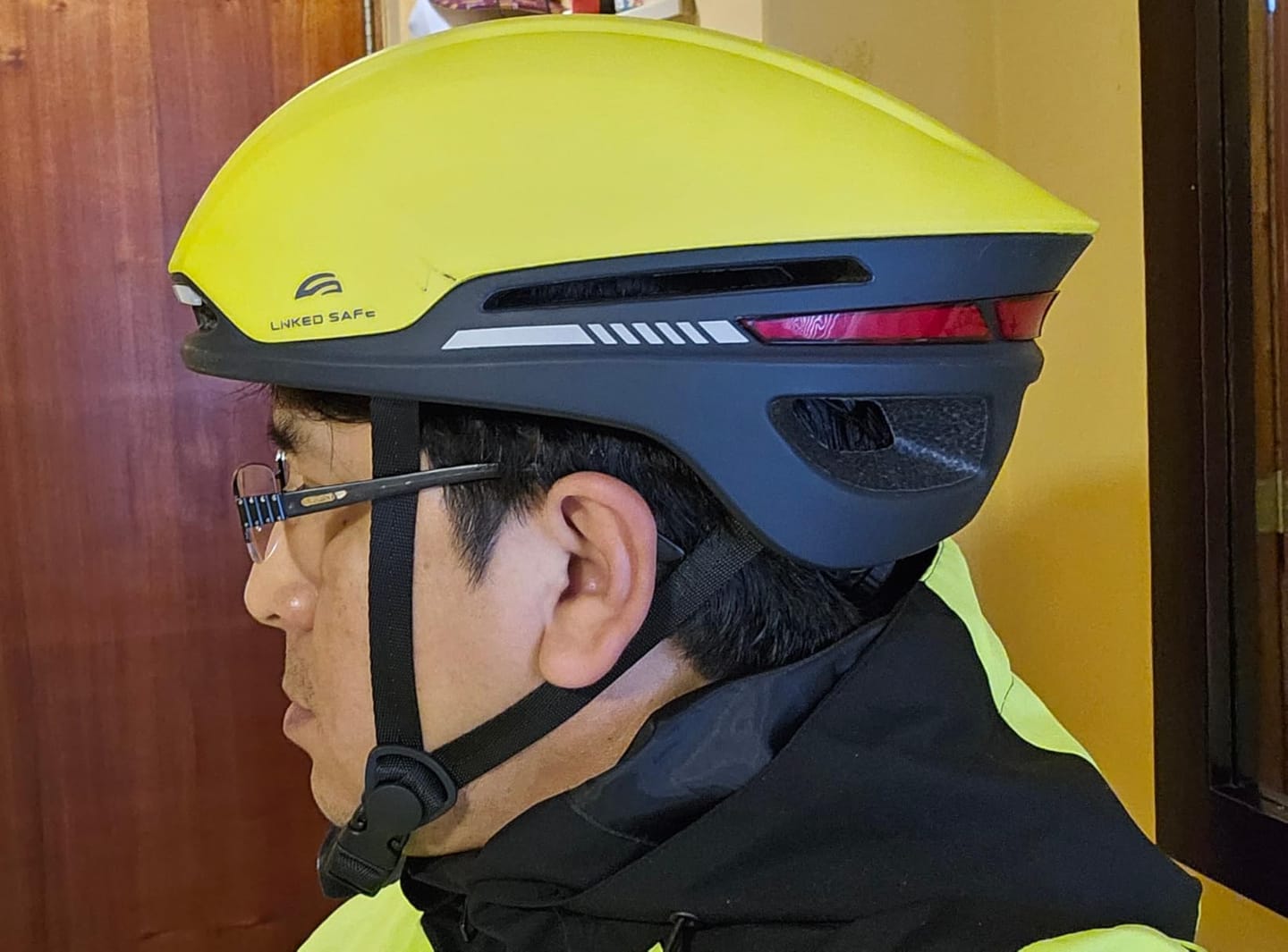 Customer photo review of Linksafe Smart Cycling Helmet