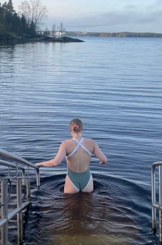 Customer photo review of Karma Onepiece - Matcha