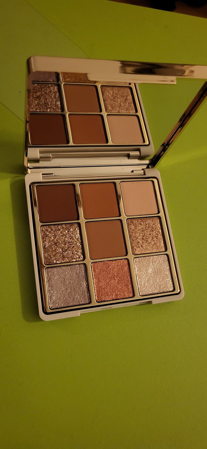Customer photo review of Paleta de machiaj