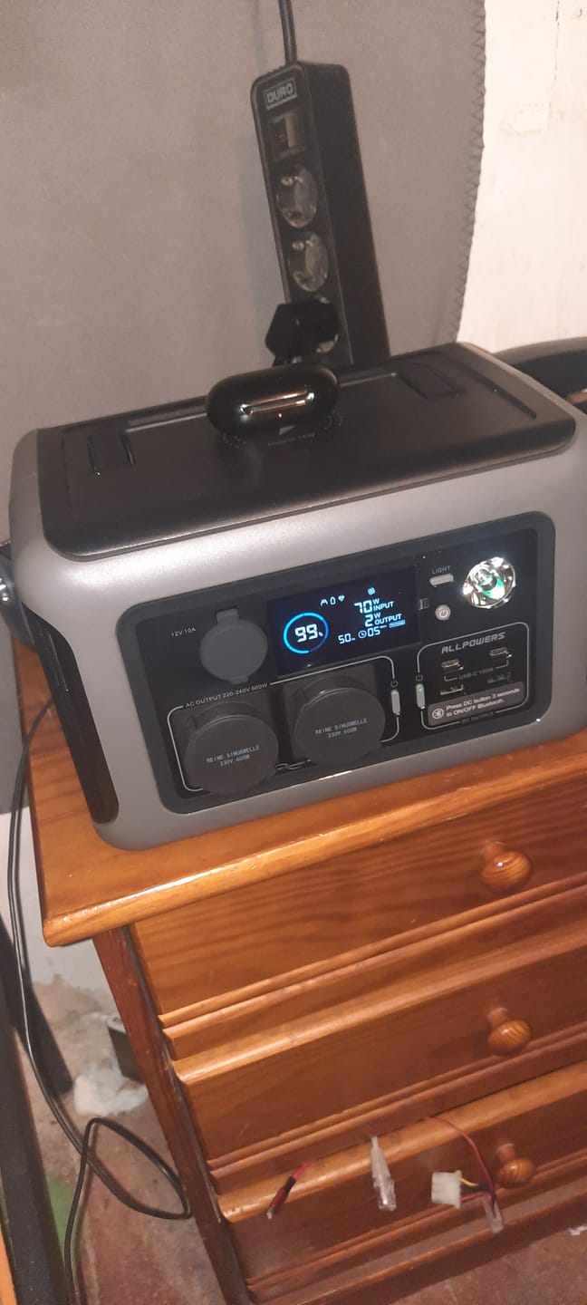 Customer photo review of ALLPOWERS R600 Portable Power Station 600W 299Wh LiFeP04 Battery