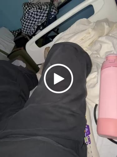 Customer video review of Women's Fleece Jogging Pant - Yeezy Gap Engineered by Balenciaga - 3 Colors Available