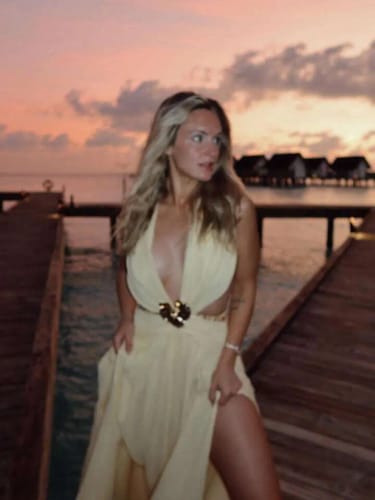 Customer photo review of Brynn Maxi Dress