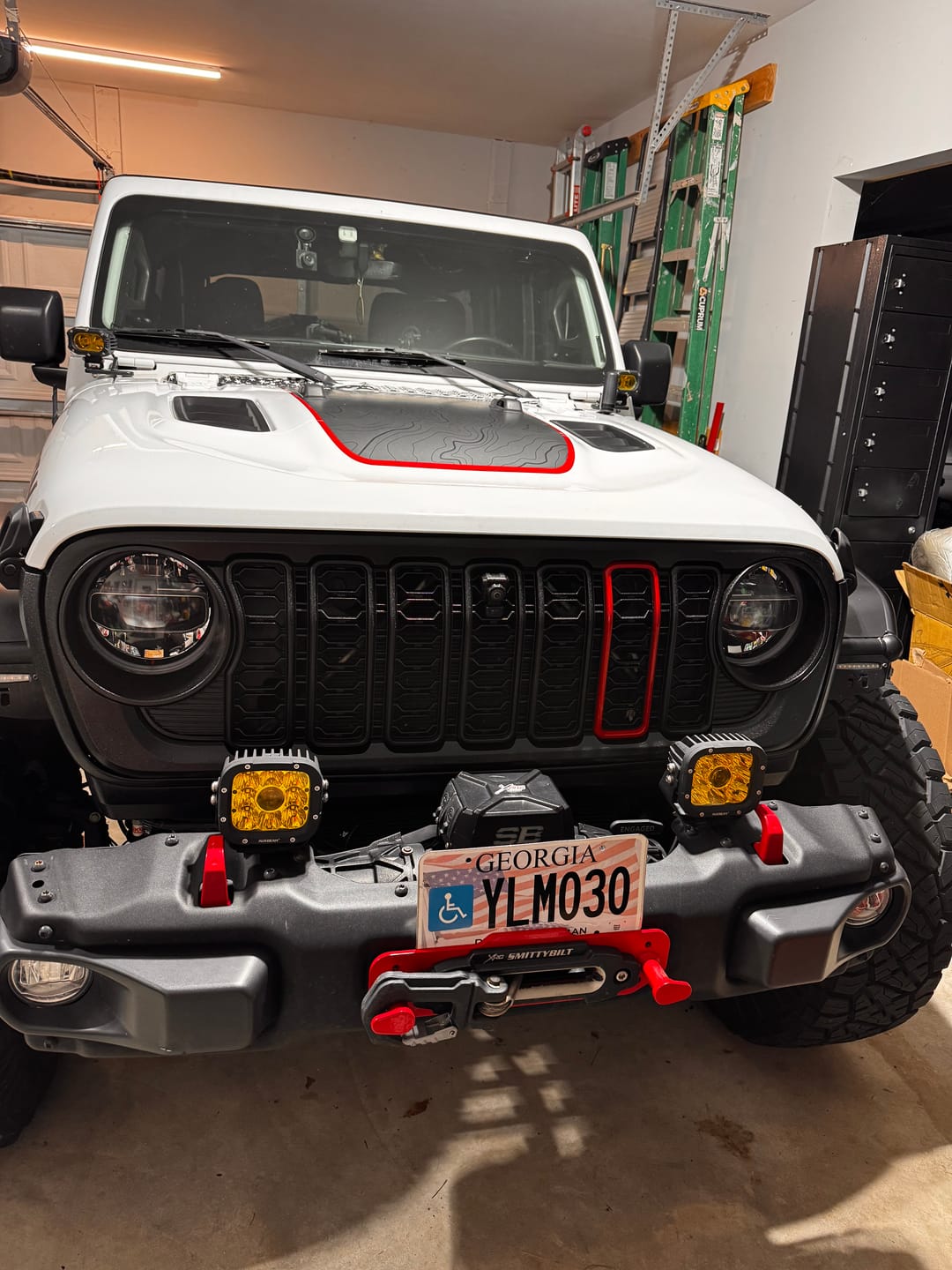 Customer photo review of Fully Raptorized 24 Front Grille for 2024 Wrangler JL & Gladiator JT