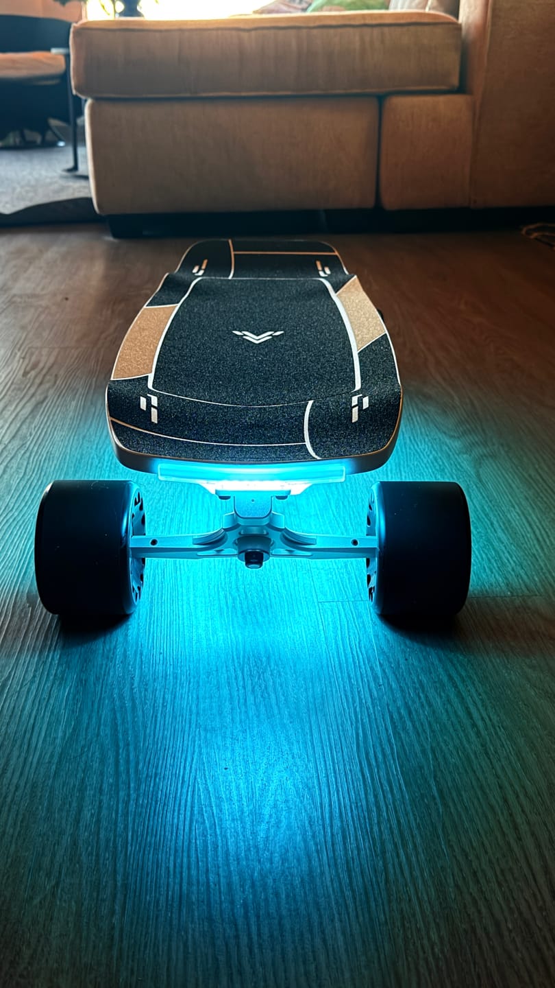 Customer photo review of Acedeck® Stella Blizzard-Most Powerful Portable Electric Skateboard & Shortboard
