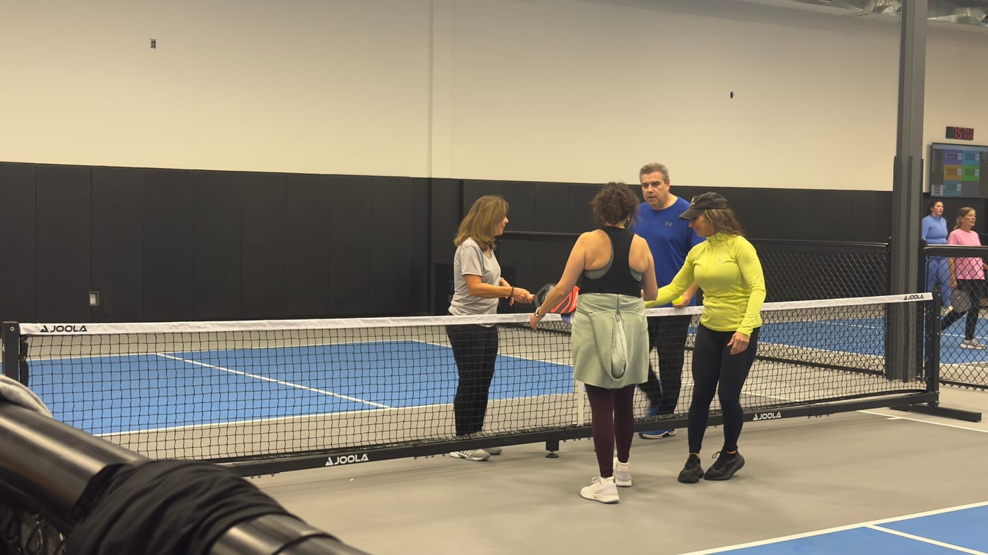 Customer photo review of 96563-072-M | EXPRESS LIGHT PICKLEBALL | HIGHRISE/WHITE