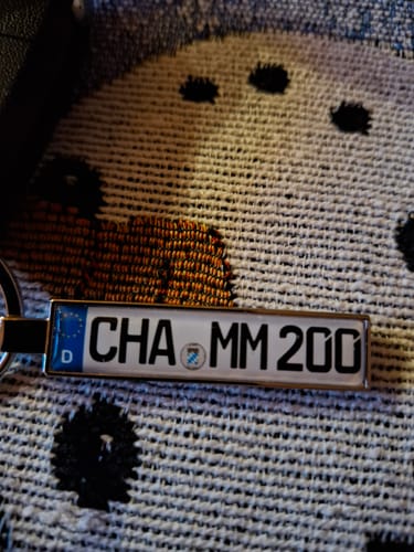 Customer photo review of Kennzeichen Schlüsselanhänger Mini Nummernschild Metall