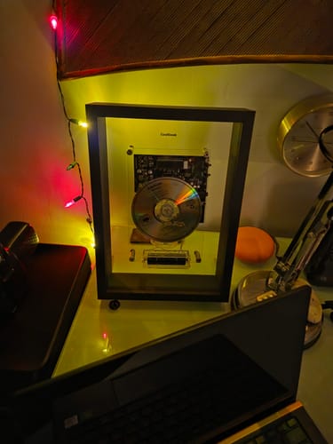 Customer photo review of M1 Music Frame CD Player