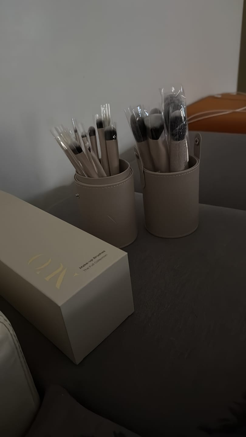 Customer photo review of Set de Pensule pentru Machiaj - Colectia Completa