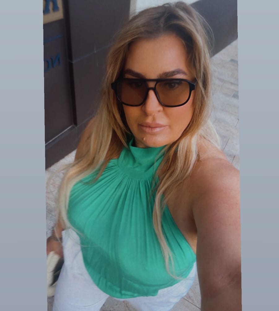 Customer photo review of Casey Doja