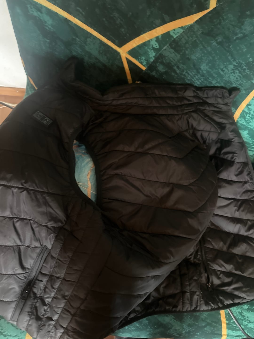 Customer photo review of Beheizte Weste mit 9 Heiz-Zonen – Ultraleicht, USB-betrieben & ideal für Outdoor-Abenteuer