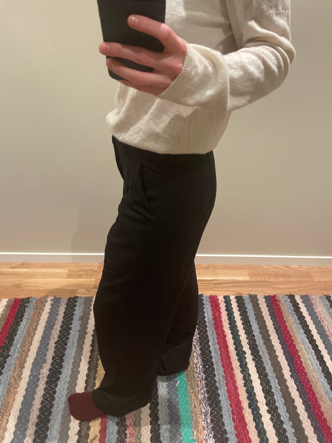 Customer photo review of Hepburn Pants med gylf - bukse med høyt liv - svart