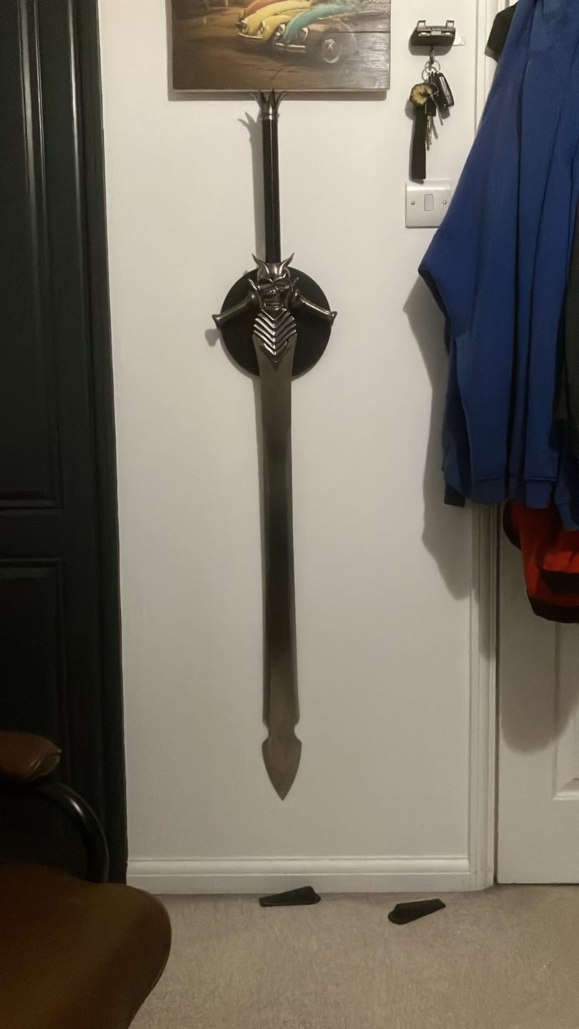 Customer photo review of Devil May Cry - Dante's Rebellion (Silver)